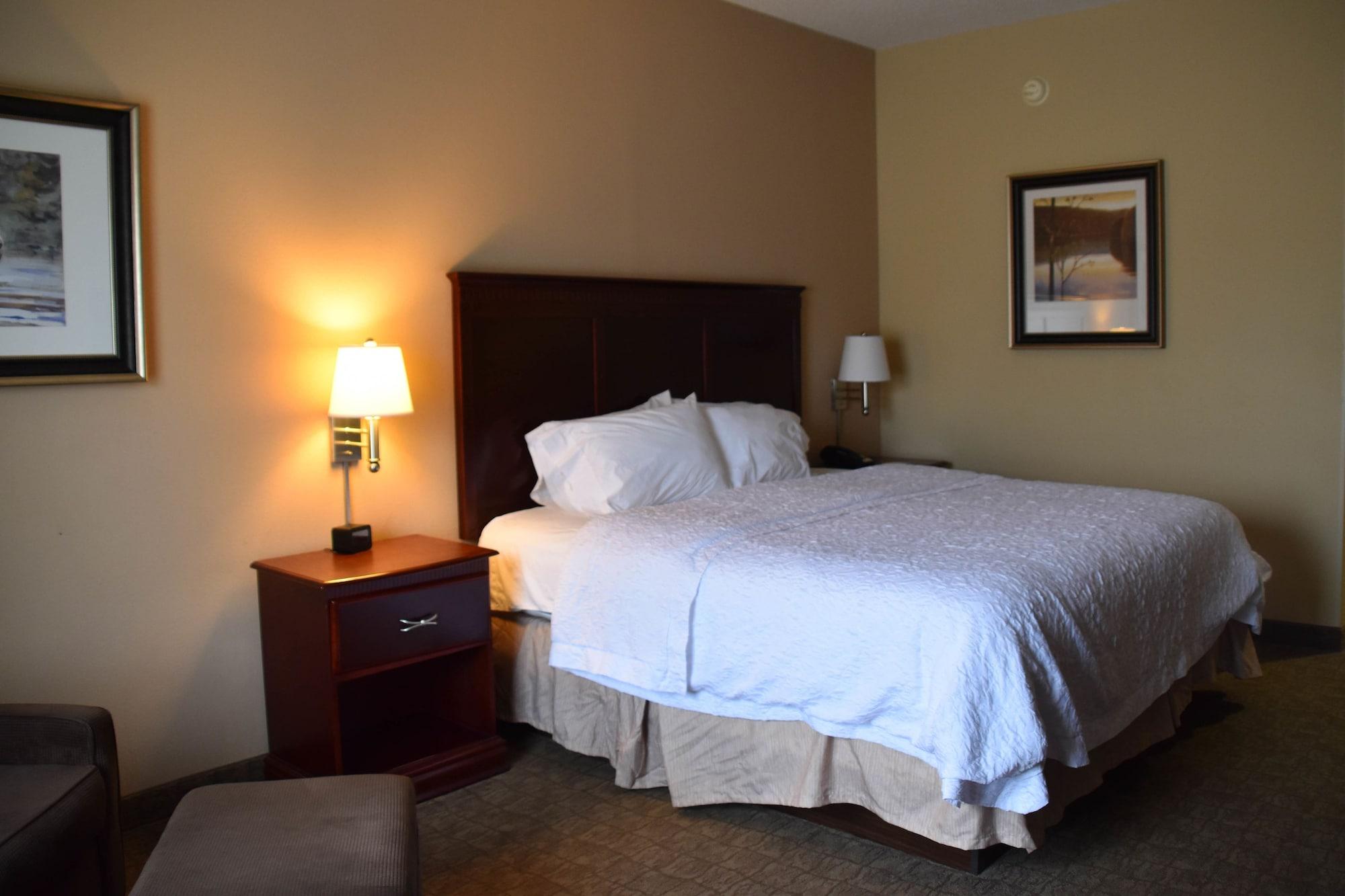 Hampton Inn Perry Exterior photo