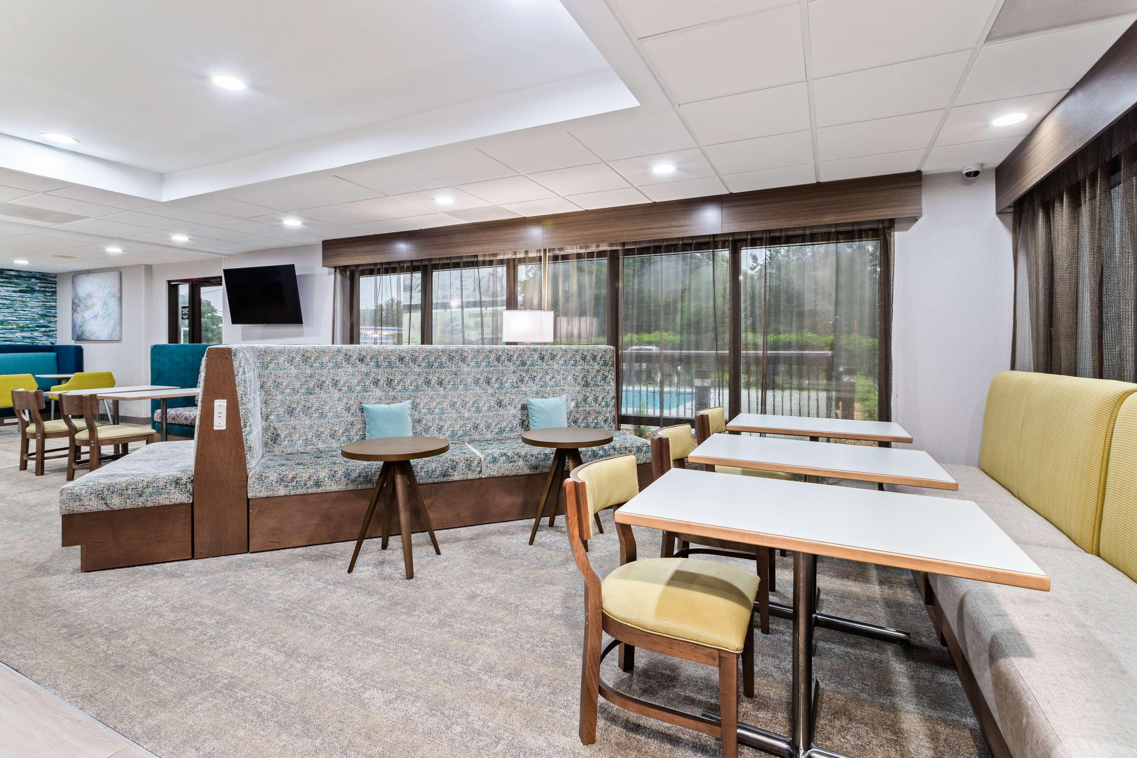 Hampton Inn Perry Exterior photo
