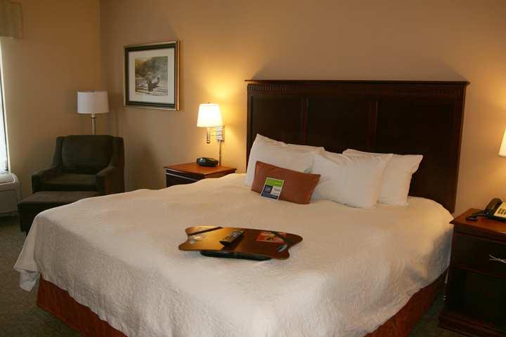 Hampton Inn Perry Room photo